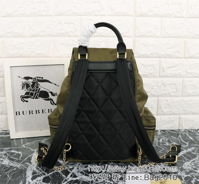 BURBERRY巴寶莉 中號 The Rucksack軍旅背包 3D立體徽標 多功能雙肩包  Bhq1312